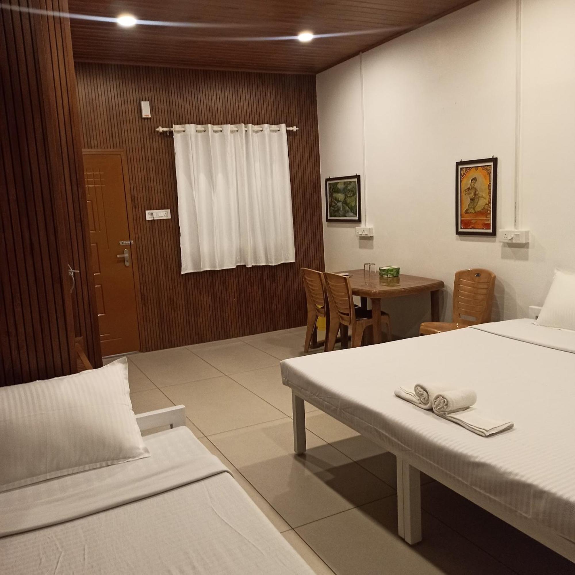Bethesda Inn Kochi 客房 照片